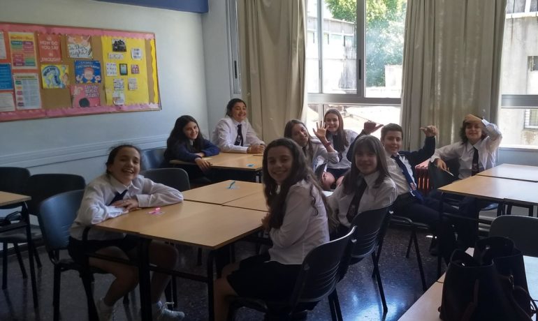 6° año Bilingüe rindió su examen internacional en Montevideo!